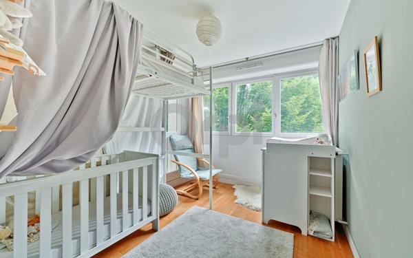 Appartement à vendre    5 pièces • 97,21 m2 Le Plessis-Robinson