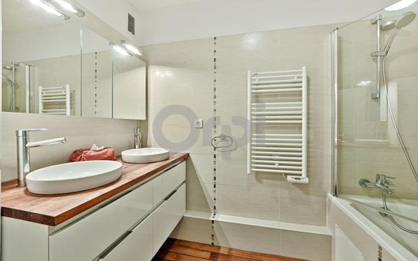 Appartement à vendre    5 pièces • 97,21 m2 Le Plessis-Robinson