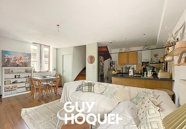 Appartement Type 3 en Duplex avec Terrasse + 2 Places de stationnement privatives - 71000 MACON