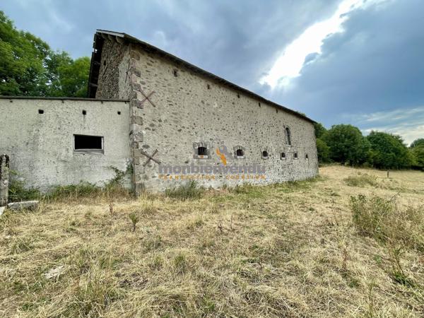 GRANGE EN PIERRE