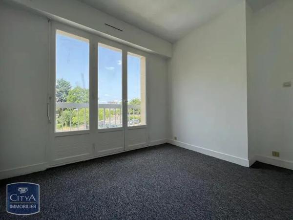Appartement à louer 2 pièces 44.9m² Le Chesnay-Rocquencourt (78150)