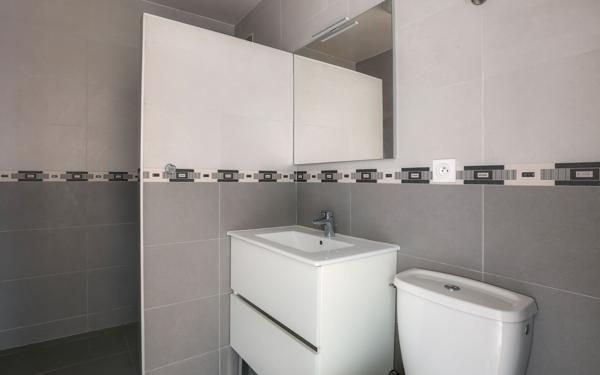 Appartement à vendre    2 pièces • 48,07 m2 Saint-Jean-de-Luz