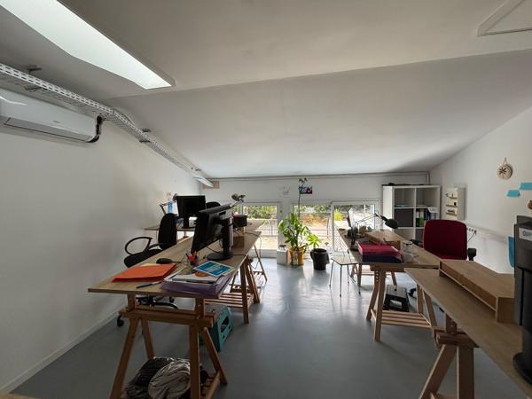 Bureaux à louer Rezé proximité centre commercial et espace extérieur