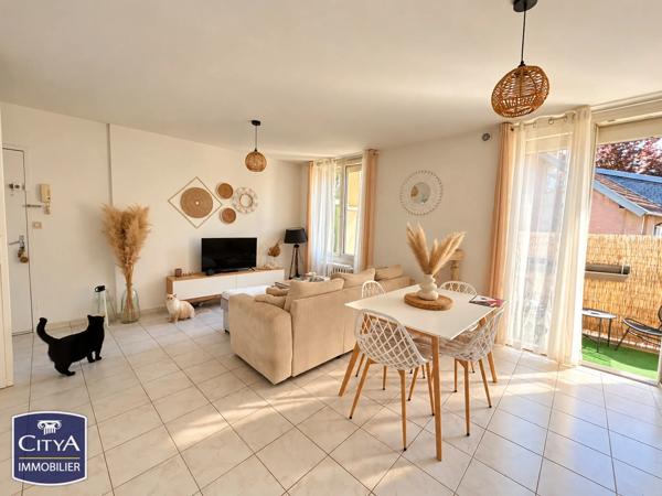 Immeuble à vendre 175m² Bourges (18000)