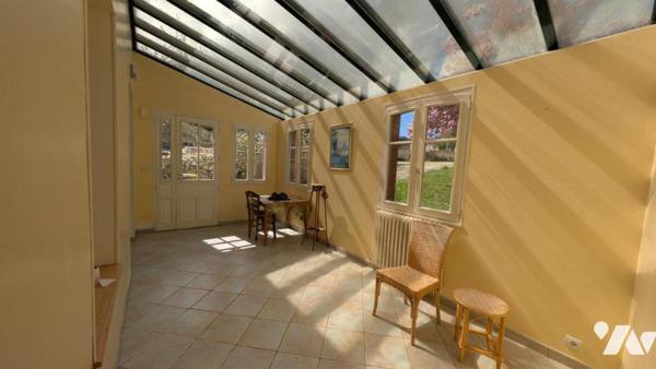 Maison de ville avec jardin et garage