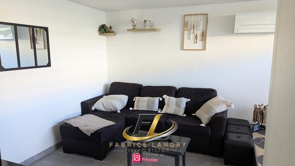 Maison rénovée de 53 M²  + véranda 11 m² + parking à CANET PLAGE