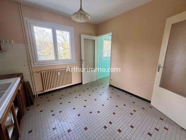 Vente Appartement 4 pièces 88 m2 à Lons-le-Saunier