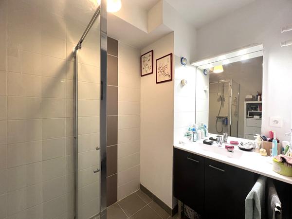 Castanet-Tolosan ? T3 lumineux dans résidence récente avec parking