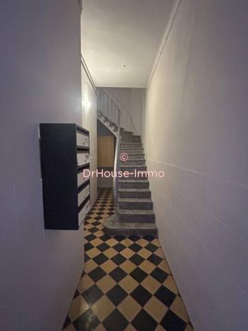 Immeuble à vendre 14 pièces de 300 m²