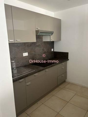 Immeuble à vendre 14 pièces de 300 m²