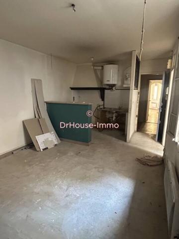 Immeuble à vendre 14 pièces de 300 m²