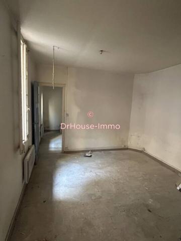 Immeuble à vendre 14 pièces de 300 m²