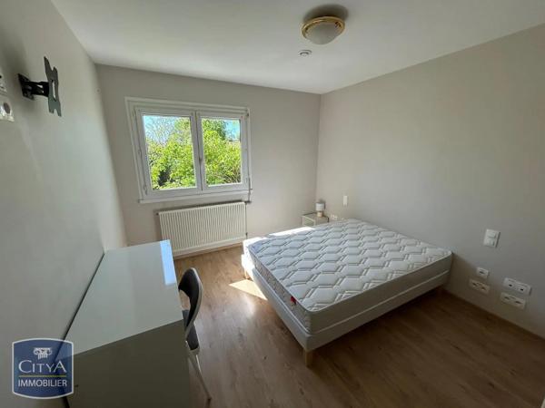 Appartement à louer 12.45m² Cholet (49300)