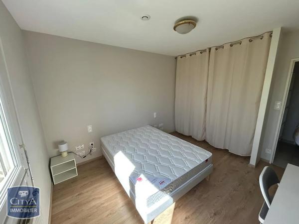 Appartement à louer 12.45m² Cholet (49300)