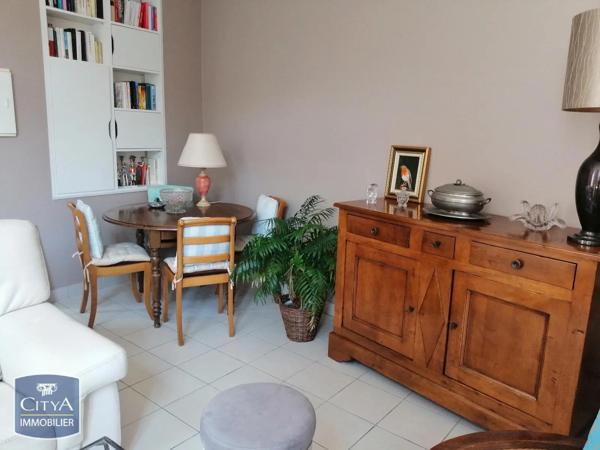 Appartement à louer 2 pièces 41.65m² Arras (62000)