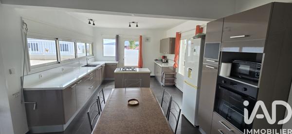 Maison à vendre 5 pièces 162 m² Saint-Leu