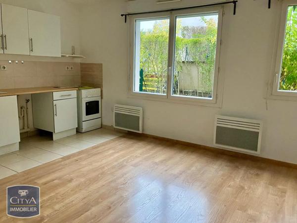 Appartement à louer 1 pièce 27.57m² Épinay-sur-Orge (91360)