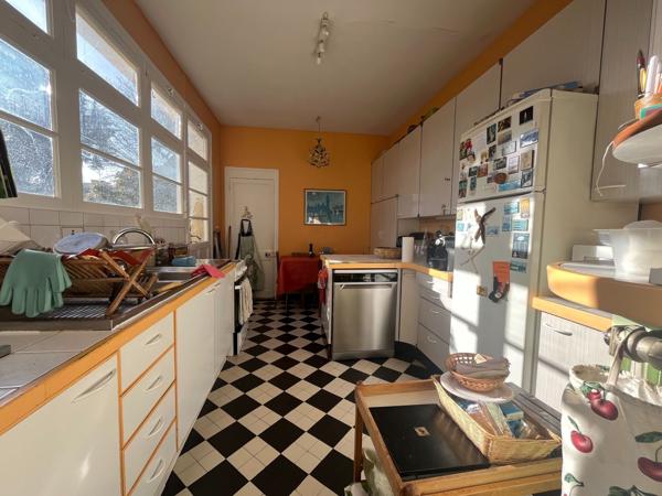 Vente Maison de luxe Mont-Saint-Aignan 8 Pièces 217 m²