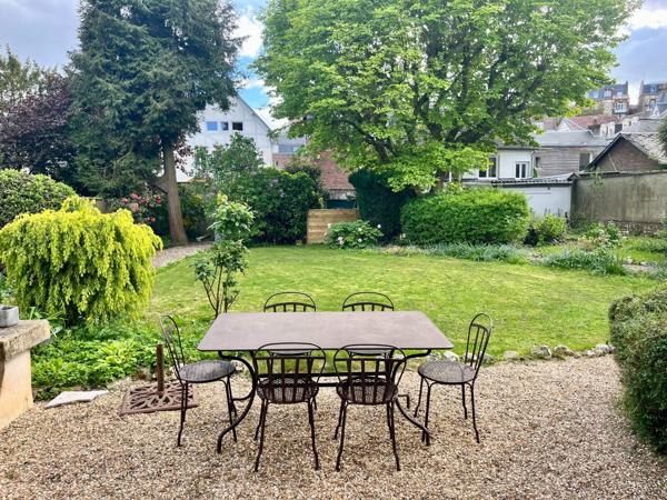 Vente Maison de luxe Mont-Saint-Aignan 8 Pièces 217 m²