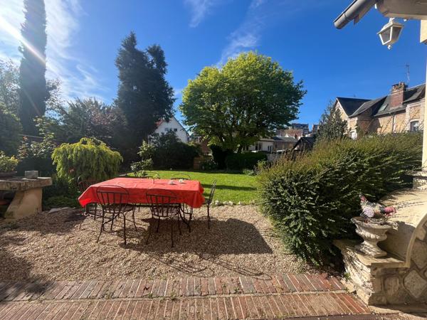 Vente Maison de luxe Mont-Saint-Aignan 8 Pièces 217 m²