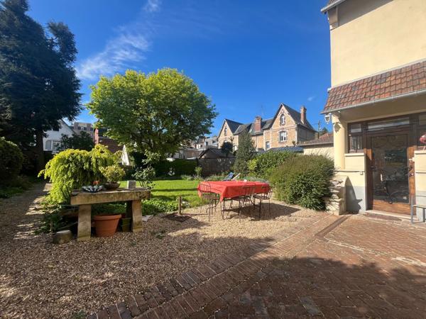 Vente Maison de luxe Mont-Saint-Aignan 8 Pièces 217 m²