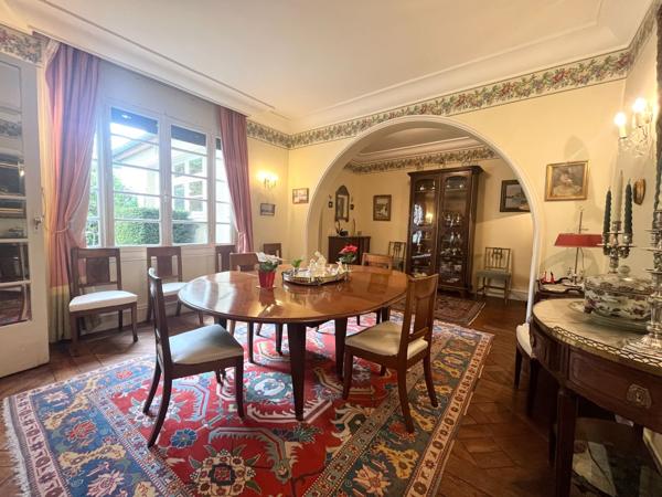 Vente Maison de luxe Mont-Saint-Aignan 8 Pièces 217 m²