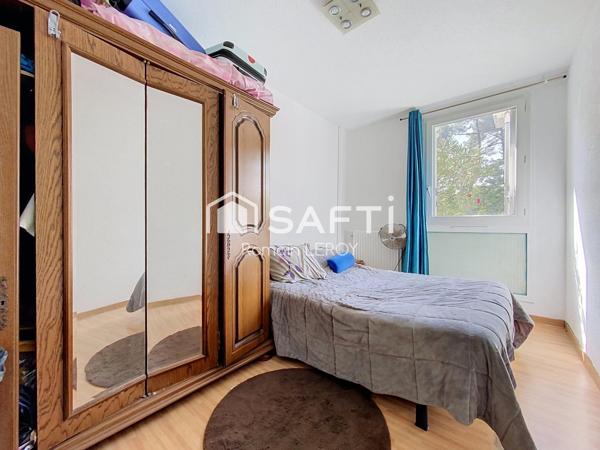 T4 lumineux avec 3 chambres et superbe terrasse de 16 m² à Talence Thouars