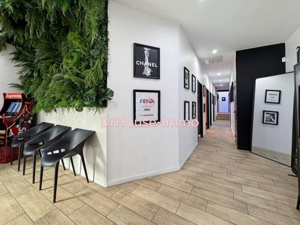 Commerce à vendre 13 pièces de 181 m²