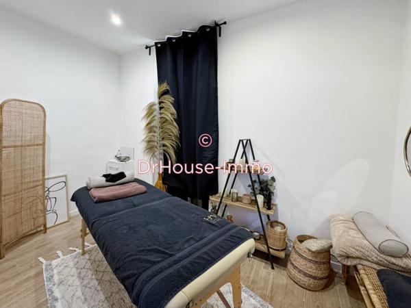 Commerce à vendre 13 pièces de 181 m²