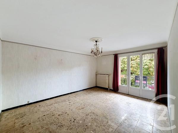 Appartement T3 à vendre  4 pièces - 59,83 m 2   ST GIRONS  - 09