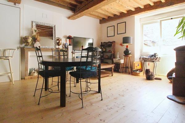 Superbe T2 spacieux d'environ 69 m²