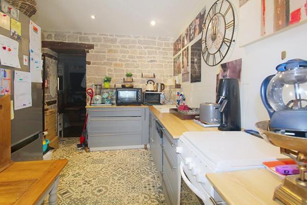 Superbe T2 spacieux d'environ 69 m²