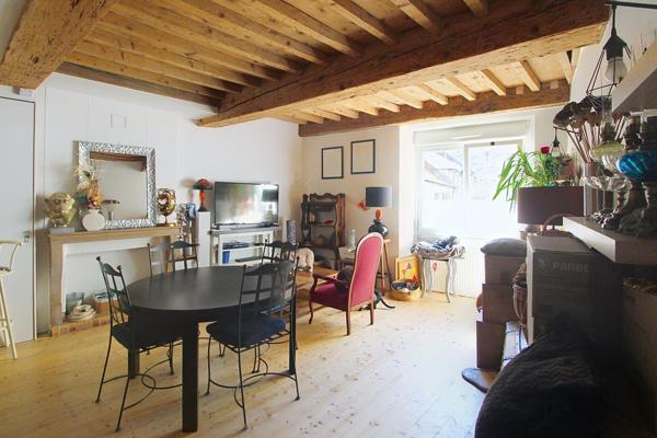 Superbe T2 spacieux d'environ 69 m²