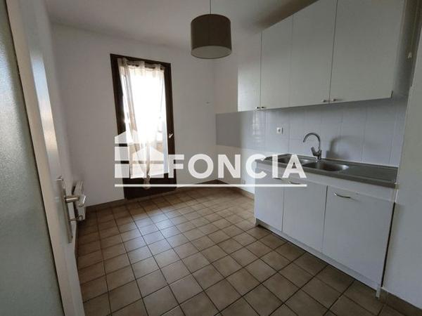 Location Appartement 3 pièces 63.25 m² - 15 BIS RUE DE L ABERUT Albertville 73200