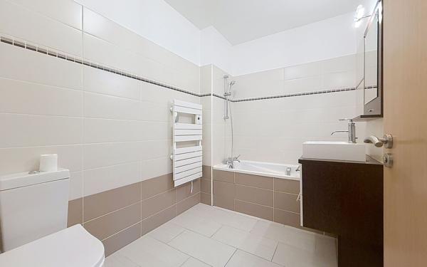 Appartement à vendre    2 pièces • 41 m2 La Rochelle