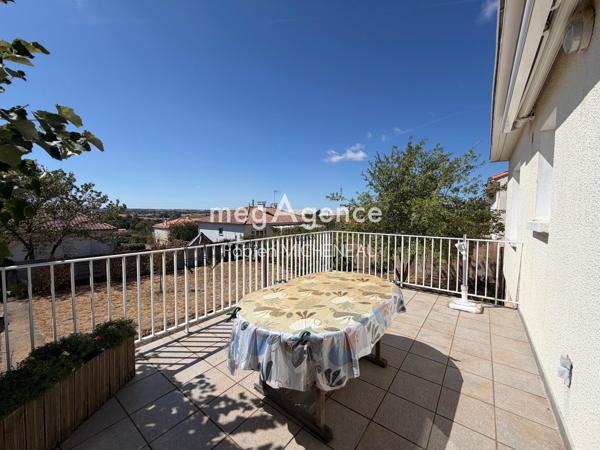 Maison à LA SEGUINIERE, 49280 - 6 pièces 135m²