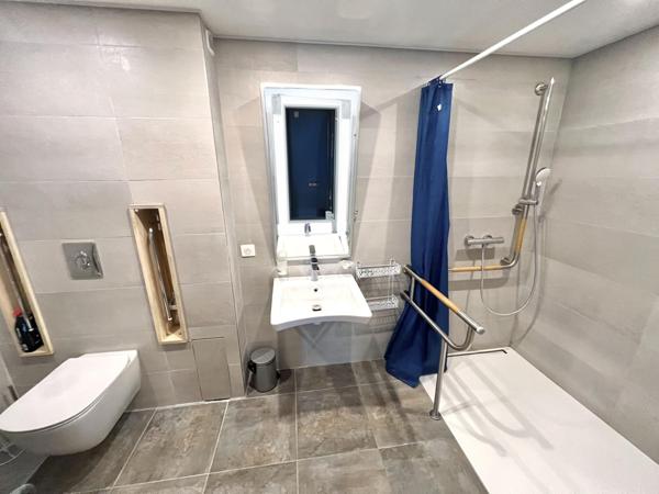 Immeuble 4 gîtes Centre Historique EAUZE