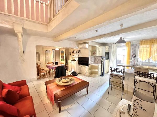 Immeuble 4 gîtes Centre Historique EAUZE