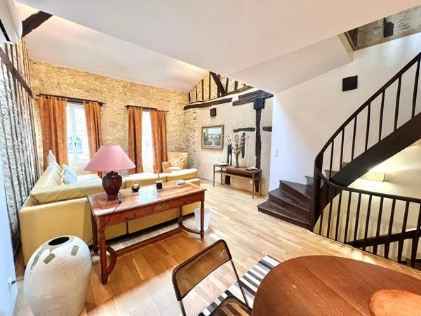 Immeuble 4 gîtes Centre Historique EAUZE