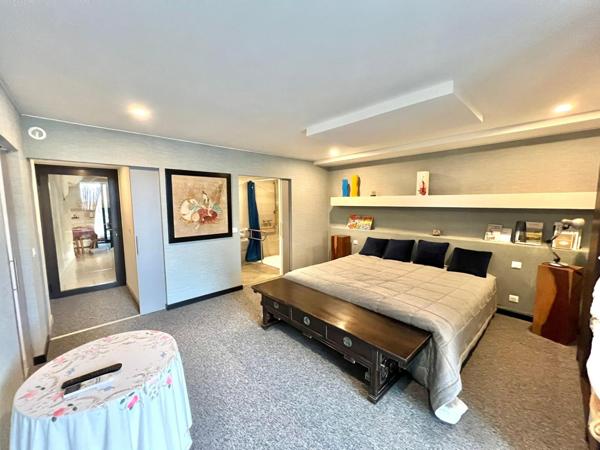 Immeuble 4 gîtes Centre Historique EAUZE