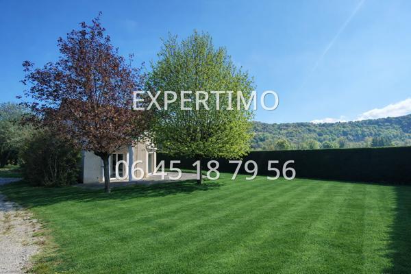 Saint-Aupre (38960) Maison 4 chambres + bureau avec grand terrain clos – environnement calme