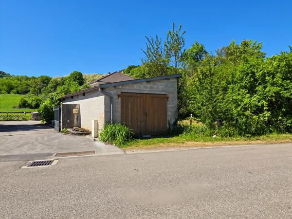 Maison à vendre 71 m² habitables, jusqu’à 180 m² exploitables COURBOUZON (39)