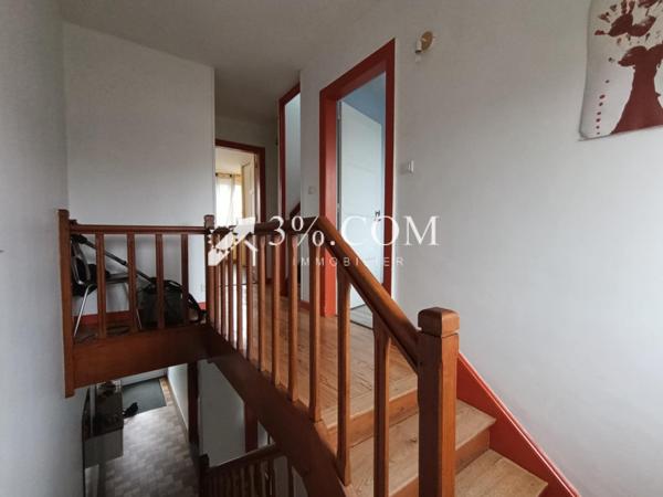 Maison
                                                                                                                                                                                                                                                                                                                        7 pièce(s)                                                                                                                                                                                                          3 chambre(s)                                                                                                                                                                                                          96  m²