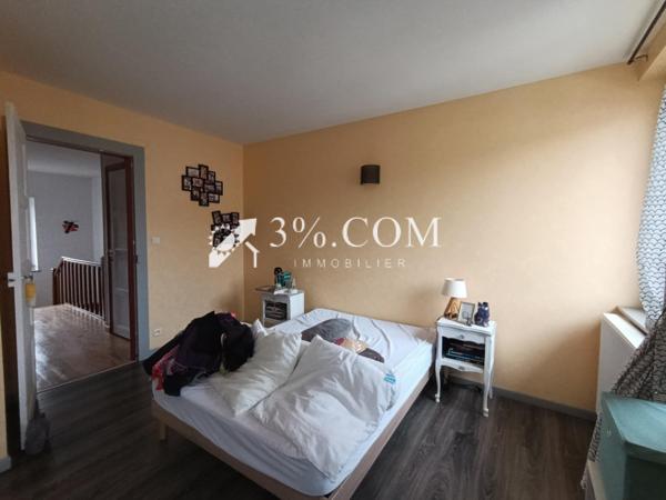 Maison
                                                                                                                                                                                                                                                                                                                        7 pièce(s)                                                                                                                                                                                                          3 chambre(s)                                                                                                                                                                                                          96  m²