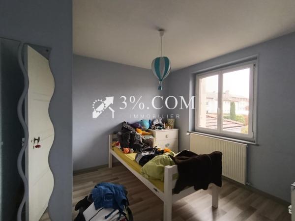 Maison
                                                                                                                                                                                                                                                                                                                        7 pièce(s)                                                                                                                                                                                                          3 chambre(s)                                                                                                                                                                                                          96  m²
