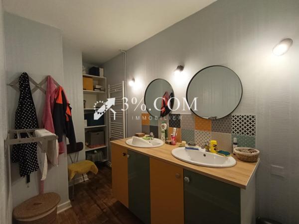 Maison
                                                                                                                                                                                                                                                                                                                        7 pièce(s)                                                                                                                                                                                                          3 chambre(s)                                                                                                                                                                                                          96  m²