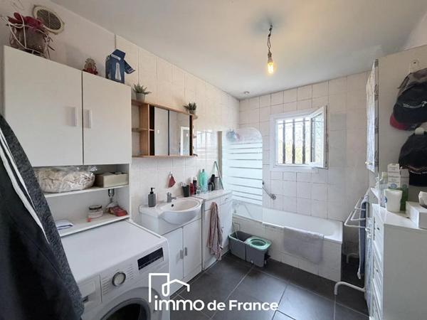Maison à vendre à Agen-d'Aveyron (12630)