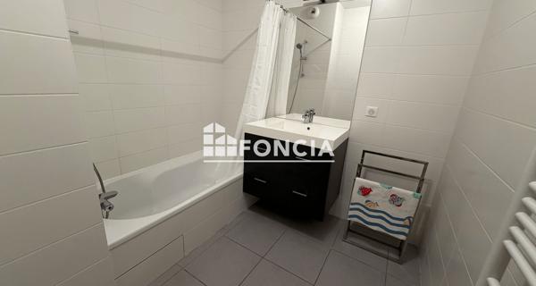 Location Appartement meublé 4 pièces 88.1 m² - Saint-julien-en-genevois 74160