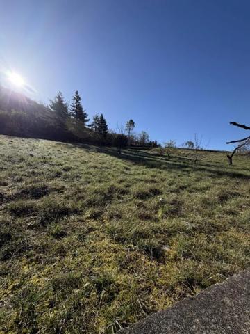 Terrain à vendre à Coux (07000)