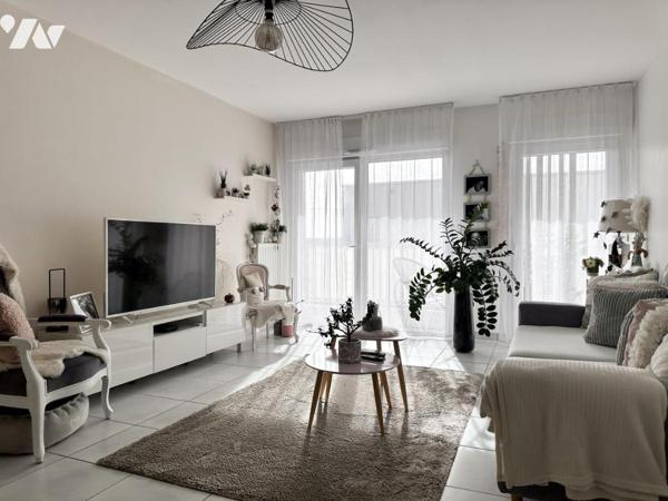 ST HERBLAIN BOURG - 2 CHAMBRES - TERRASSE - ASCENSEUR - PARKING